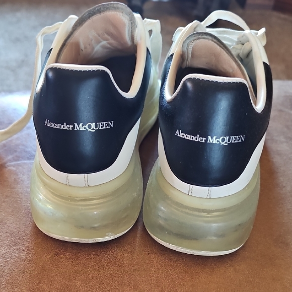 Alexander McQueen White Sneakers with Translucent Pale Green Platform - Picture 2 of 6